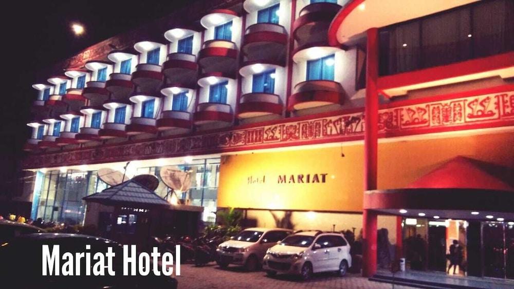 Hotel Mariat Sorong Exterior photo